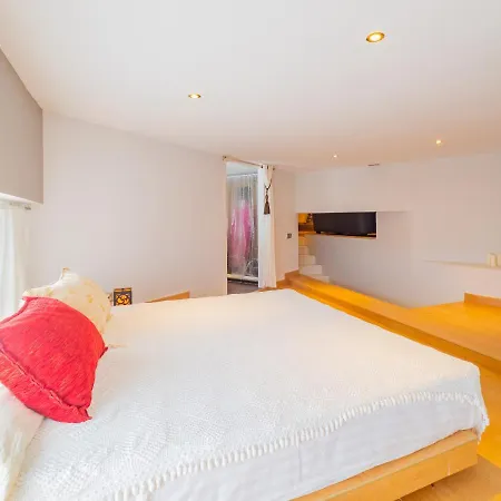 Cubo's Gibralfaro Townhouse Holiday home
