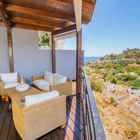 Cubo's Gibralfaro Townhouse *
