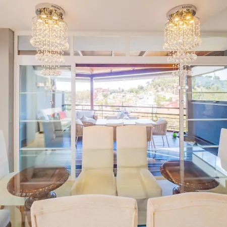 Holiday home Cubo's Gibralfaro Townhouse *