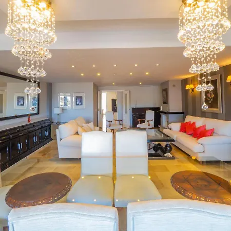 Cubo's Gibralfaro Townhouse Malaga
